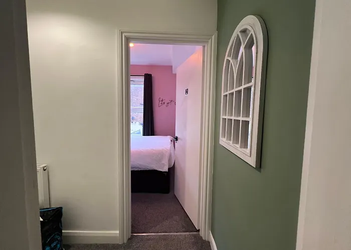 The Bluebird Ii ليدز