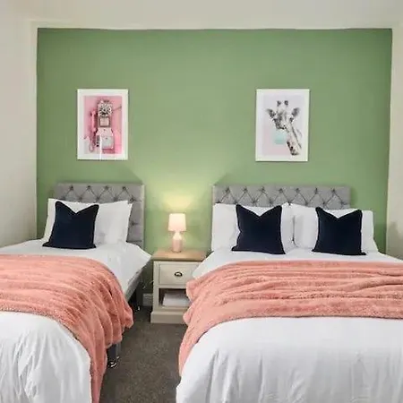 The Bluebird Ii Bed & Breakfast Leeds (West Yorkshire)