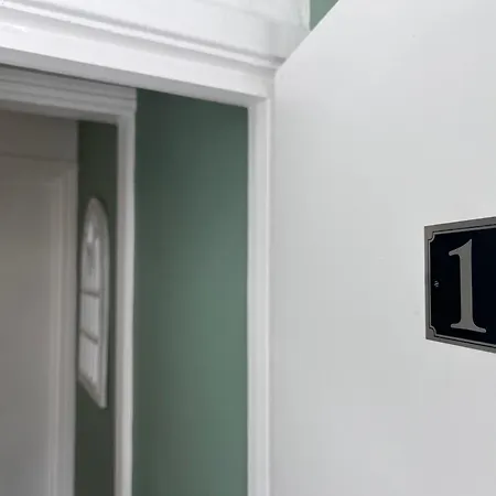 B&B The Bluebird Ii *