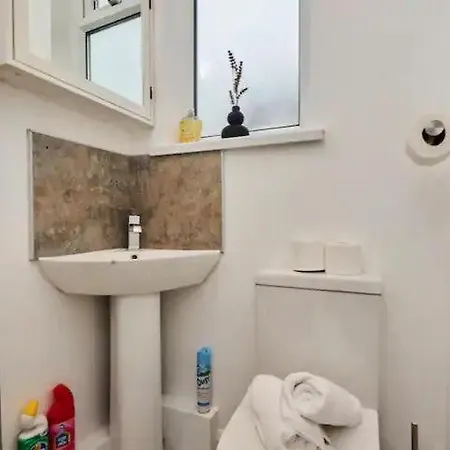 Oda ve Kahvaltı The Bluebird Ii *